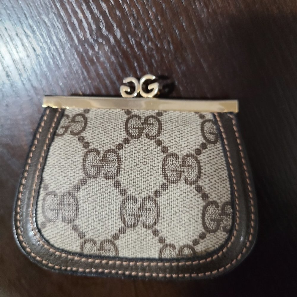 Gucci change purse